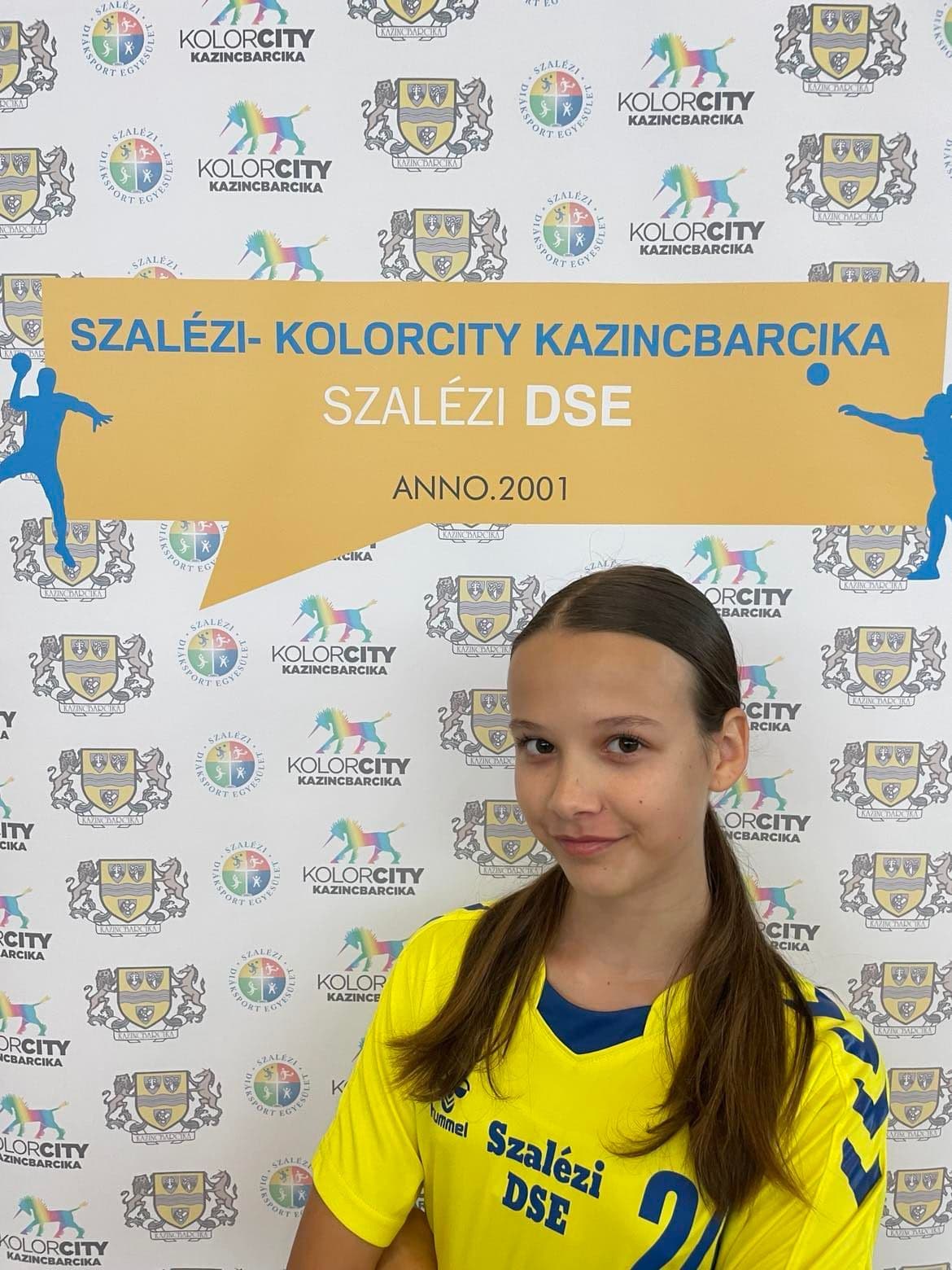 Doszkoty Lilla portréja